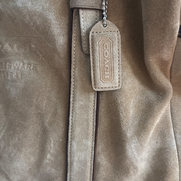 Coach suede tote - Picture 2 of 6